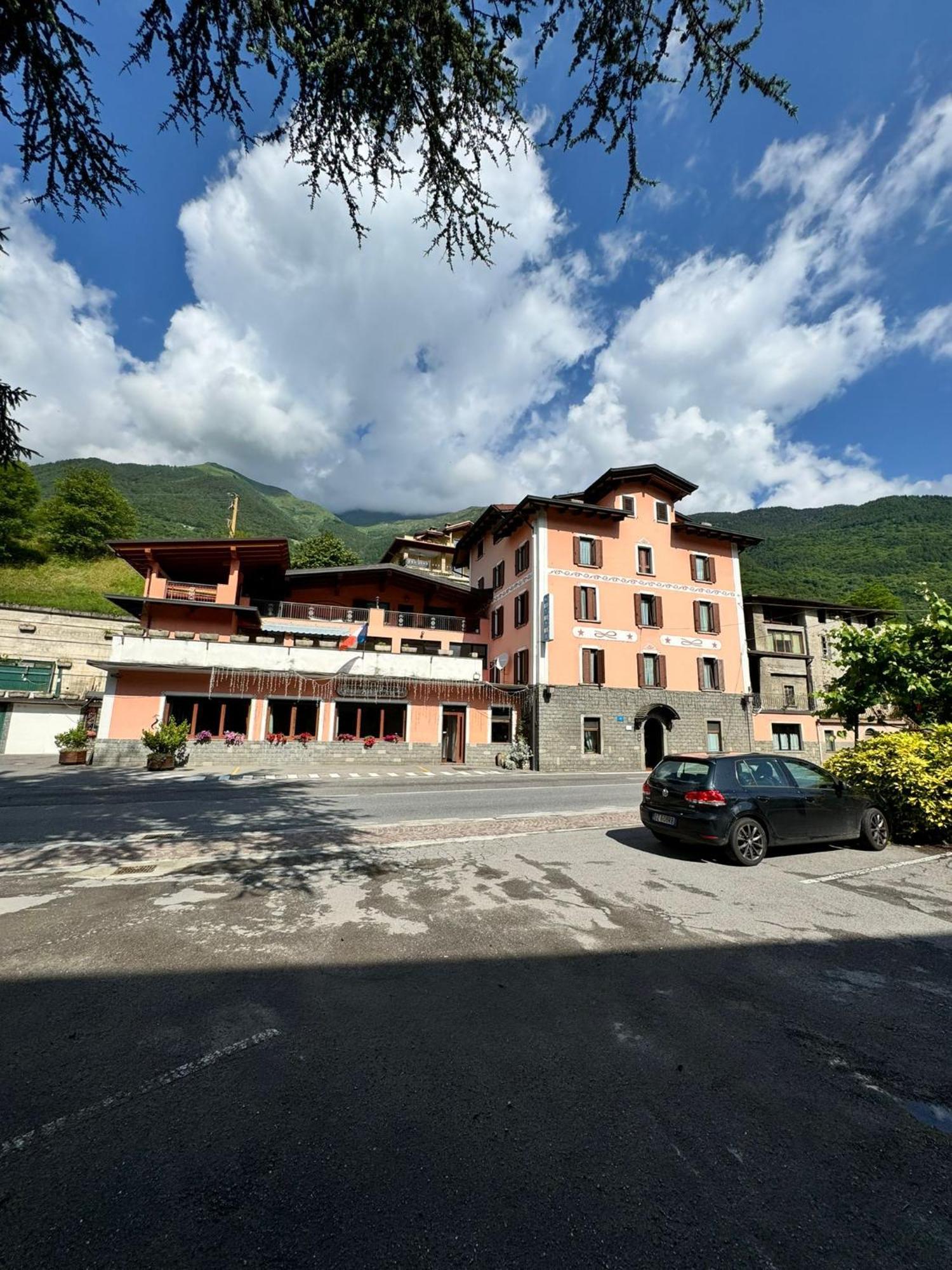 Eternita Hotel 2*