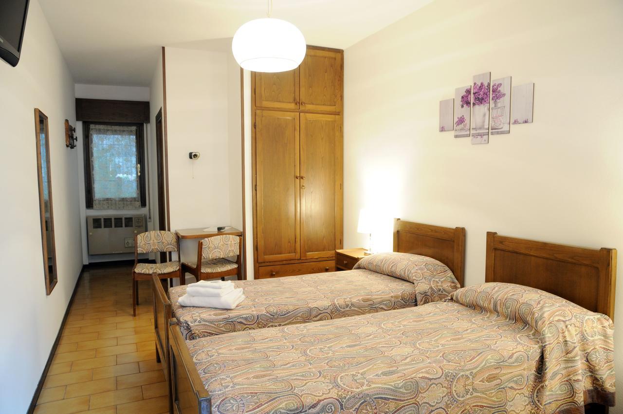 Eternità Hotel 2*